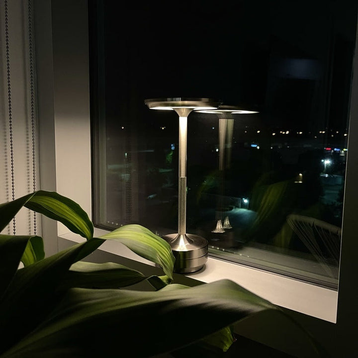 Lampe de Table Sans Fil Rechargeable en Aluminium et ABS – Éclairage Moderne et Élégant, Lumière Chaude 3000K 3