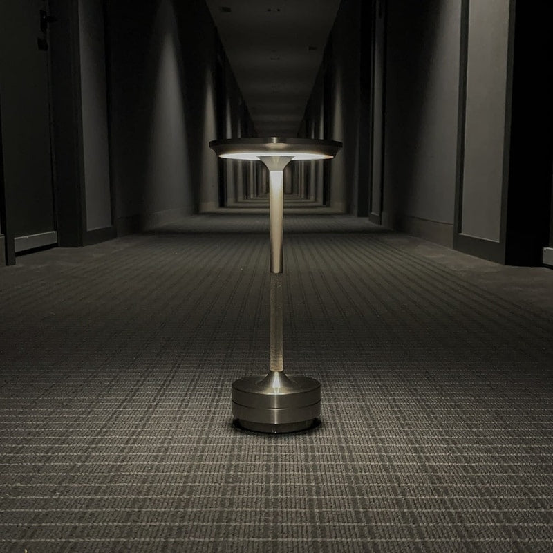 Lampe de Table Sans Fil Rechargeable en Aluminium et ABS – Éclairage Moderne et Élégant, Lumière Chaude 3000K 8