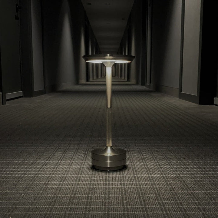 Lampe de Table Sans Fil Rechargeable en Aluminium et ABS – Éclairage Moderne et Élégant, Lumière Chaude 3000K 8