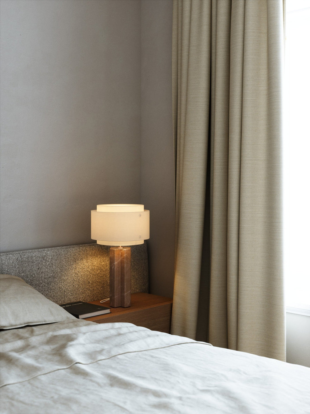Lampe de Table en Marbre Brutaliste avec Abat-jour en Lin – Éclairage Doux et Élégant pour Salon ou Bureau 2