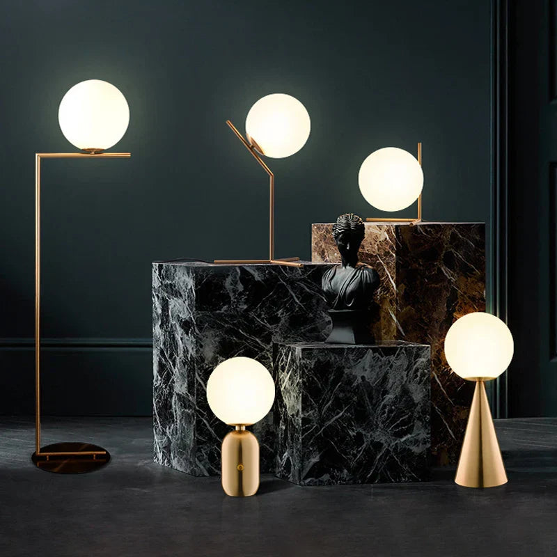 Lampe en Verre Scandinave Élégante pour Éclairage Subtil – Design Minimaliste pour Chambre et Bureau 1