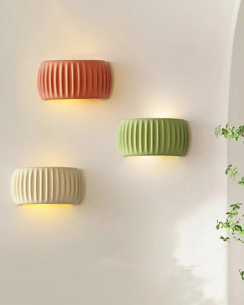 Lampe murale design ondulée pour une ambiance chaleureuse 1