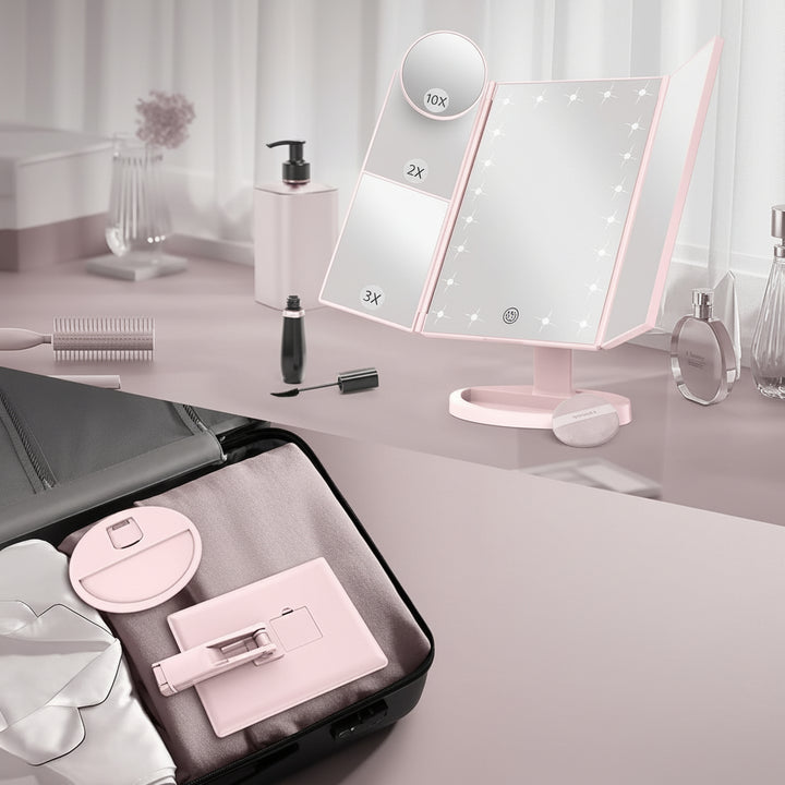 Specchio da Trucco Illuminato con Tre Ante, LED e Ingrandimento per Scrivania