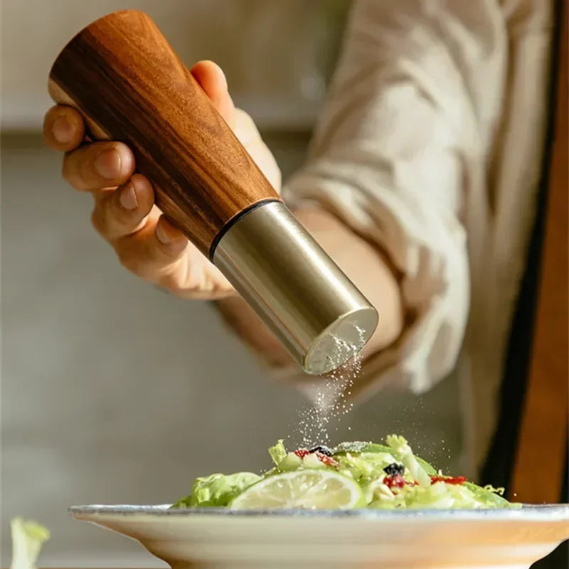 Moulin à Poivre en Bois d'Acacia avec Mécanisme Réglable - Design Élégant et Précis pour Cuisine 1