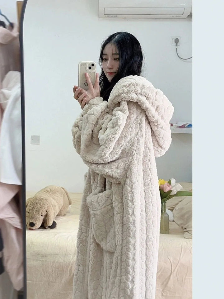Peignoir Femme en Peluche avec Capuche, Doux et Confortable – Taille Unique, Crème, Idéal pour Détente et Cocooning 2
