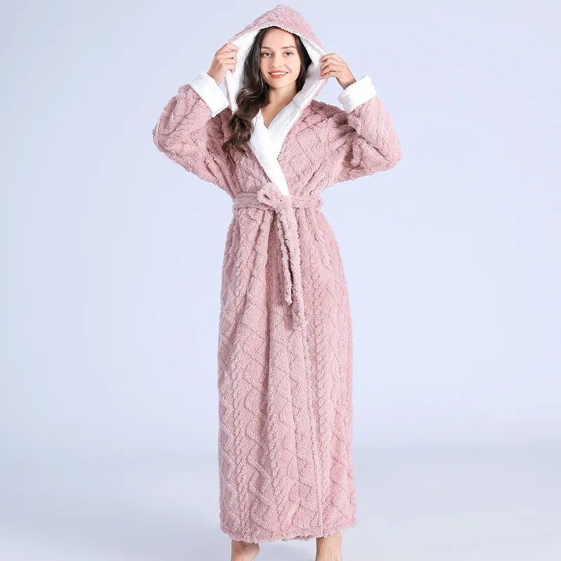 Peignoir Matelassé Femme Doux et Respirant – Long Pour Moments de Détente, Disponible en Plusieurs Tailles et Couleurs 2