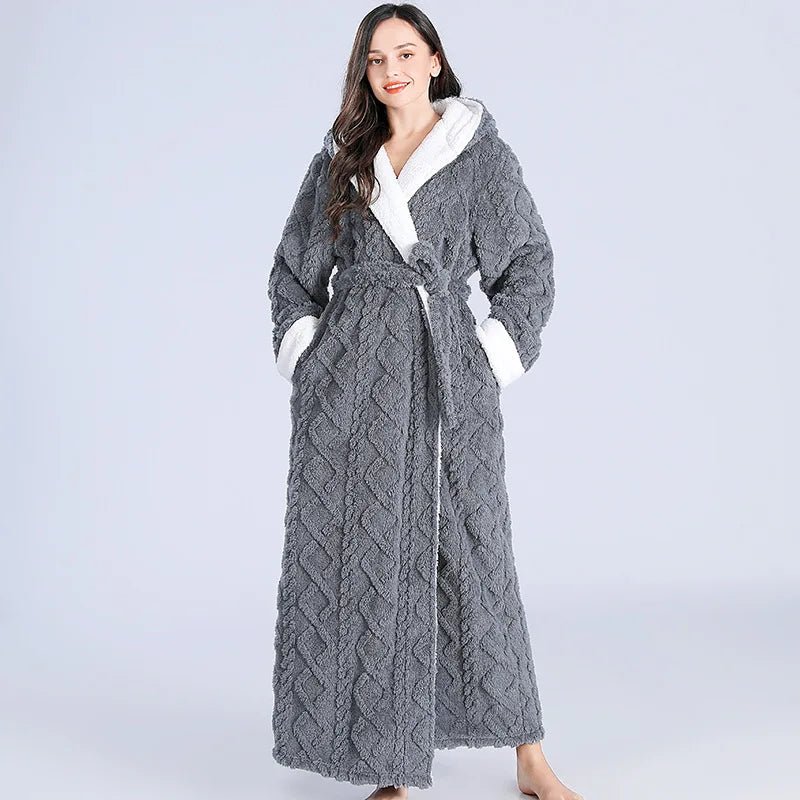 Peignoir Matelassé Femme Doux et Respirant – Long Pour Moments de Détente, Disponible en Plusieurs Tailles et Couleurs 4