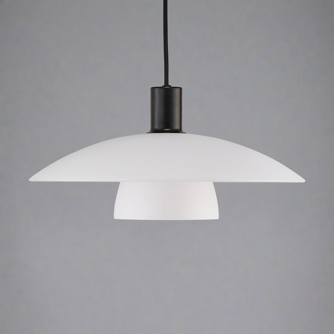 Plafonnier Scandinave Élégant avec Abat-Jours en Verre Opale – Design Moderne et Ajustable 2