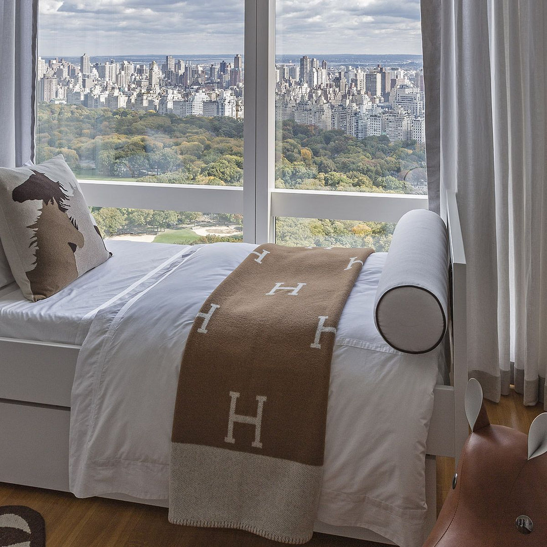 Plaid exclusif en cachemire et laine doré 3