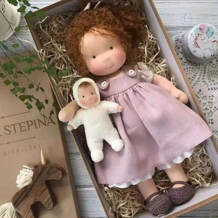 Poupée en Tissu Mila Style Waldorf en Coton Doux avec Boîte Élégante – 12 x 30 cm, Cadeau Idéal pour Enfants 4