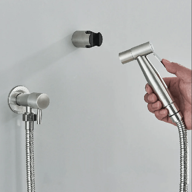 Pulvérisateur WC-Bidet Ergonomique en Acier Inoxydable avec Pression d'Eau Réglable – Hygiène et Confort Optimal 4