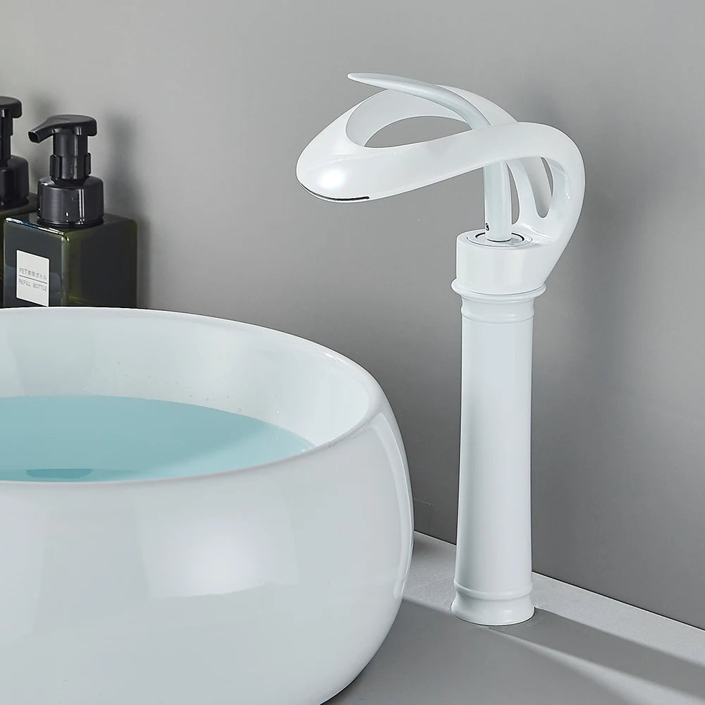 Robinet Salle de Bain Noir Monté sur Pont en Laiton – Mitigeur Lavabo Design Moderne et Économie d'Eau 10