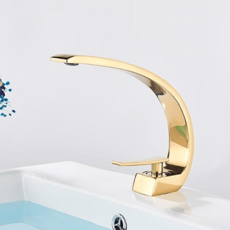 Robinet à Débit Incurvé en Laiton Durable pour Cuisine et Salle de Bain – Design Moderne et Élégant 0