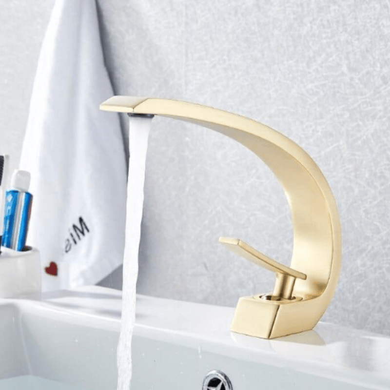 Robinet à Débit Incurvé en Laiton Durable pour Cuisine et Salle de Bain – Design Moderne et Élégant 7