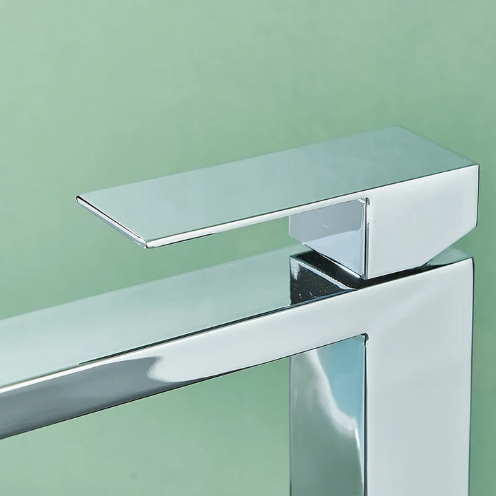 Robinet de Salle de Bain en Acier Inoxydable avec Contrôle d'Eau Chaude et Froide - Mitigeur Lavabo Pratique et Élégant 3