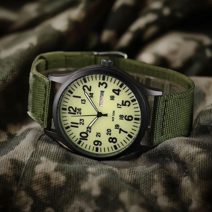 Durable Men's Outdoor Watch Waterproof Scratch-Resistant