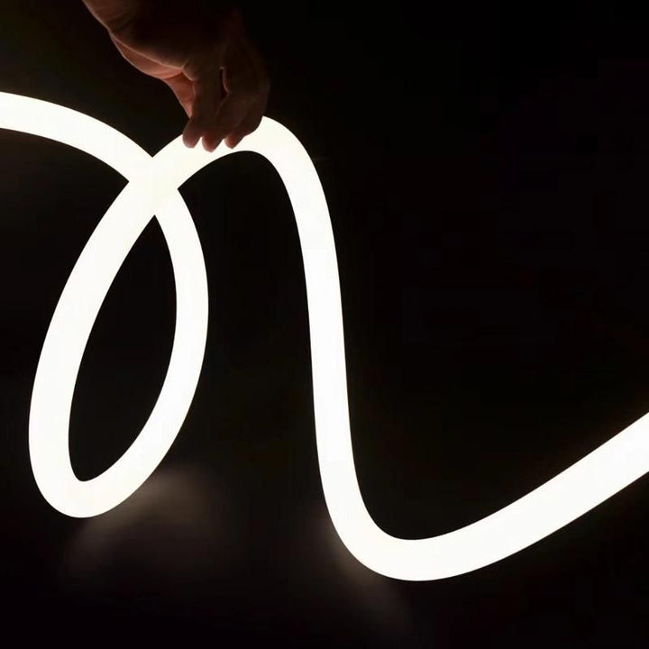Ruban LED RVB de 5 Mètres avec Télécommande – Bande Lumineuse Flexible pour Éclairage d'Humeur et Ambiance Unique 3