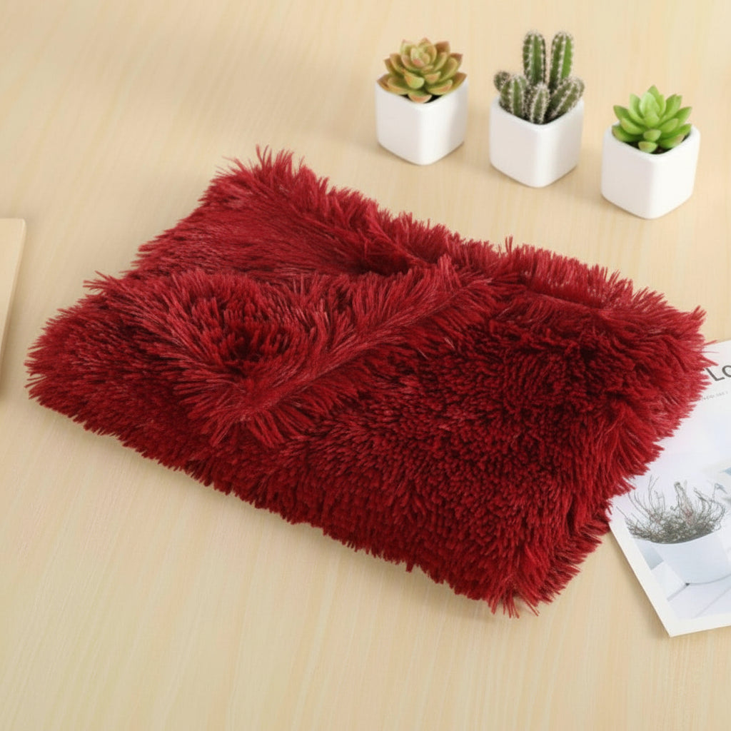 Pet Blanket Dogs and Cats Soft Fluffy Plush Comfort Throw