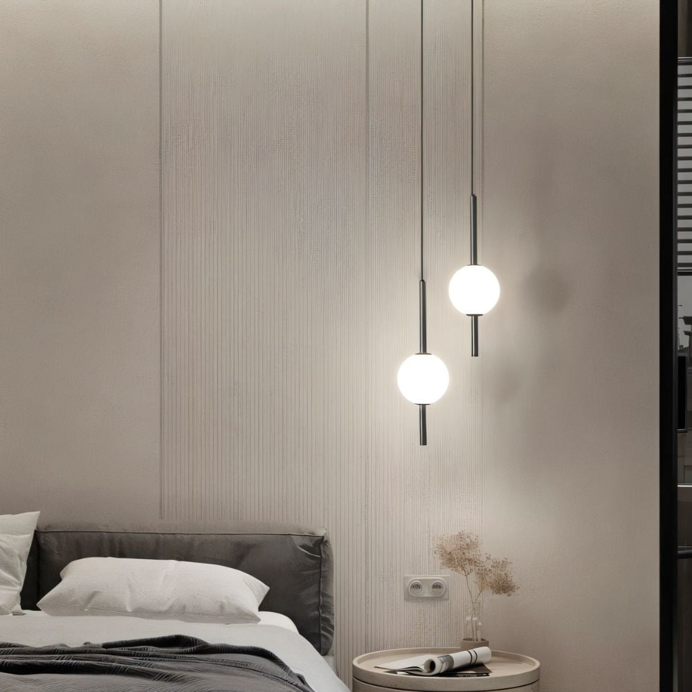 Suspension Scandinave en Verre et Métal – Éclairage Énergétiquement Efficace pour Intérieur Moderne 3