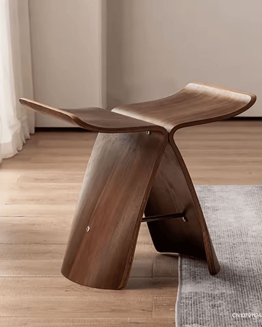Table d'appoint en bois de noyer au design papillon – Élégante et fonctionnelle pour salon, décor moderne et minimaliste 1