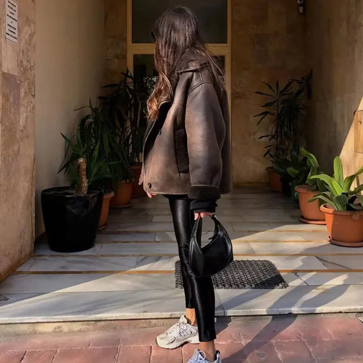 Veste d'Hiver Femme Élégante en PU avec Doublure en Peluche – Confortable et Chic pour Automne et Hiver 4