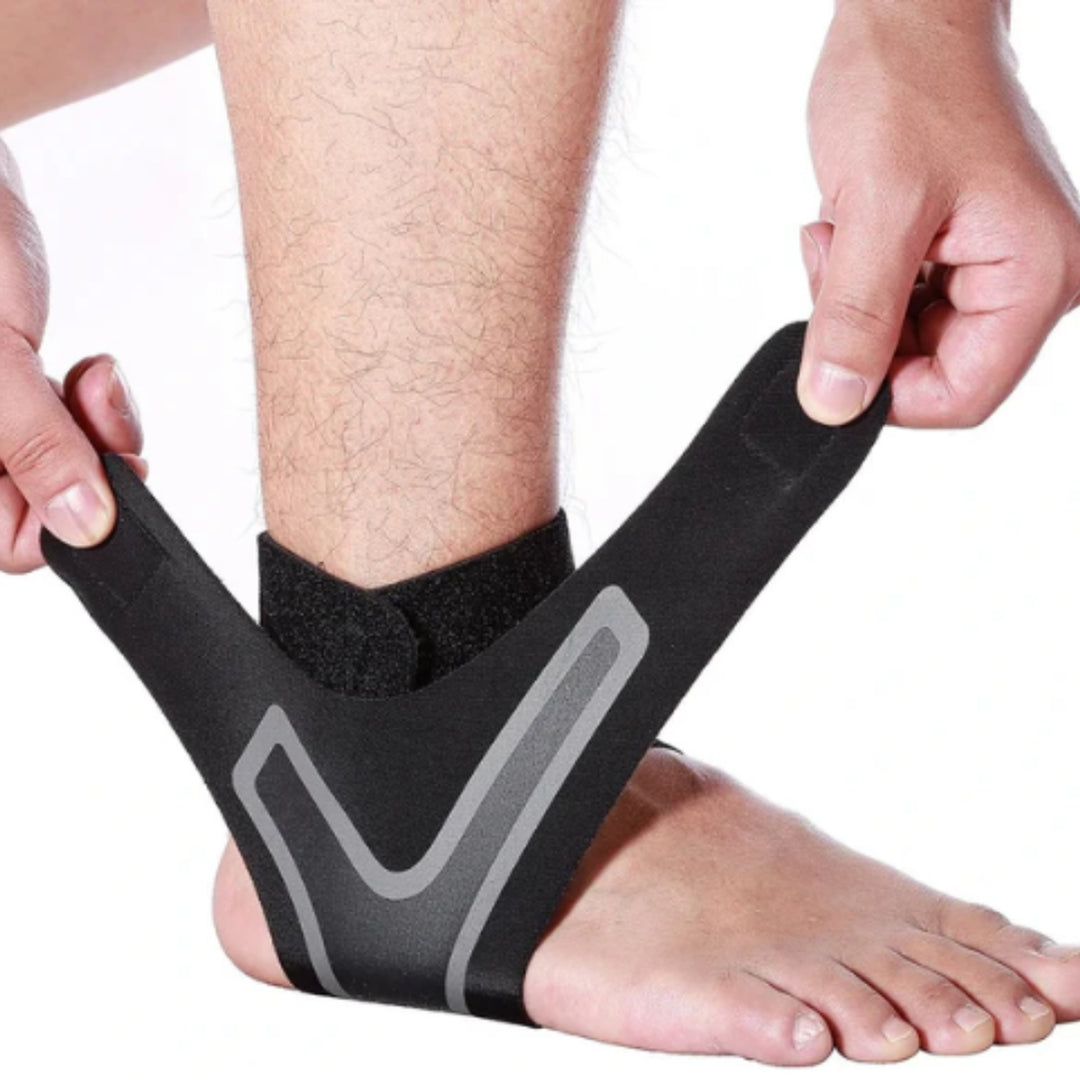 Ankle Support Brace Adjustable With Hook-and-loop Fasteners For Sports - Image 1