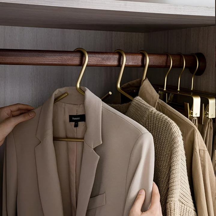 Clothing Hangers Space-Saving Matte Finish Durable Design - Image 5