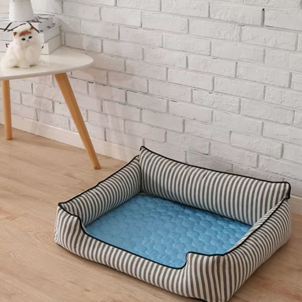Tappetino Rinfrescante per Cani Design Portatile Autorefrigerante