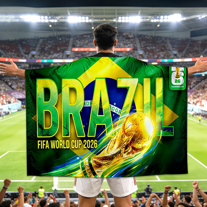 Velká pláštěnka fanouška fotbalu s brazilskou vlajkou na mistrovství světa