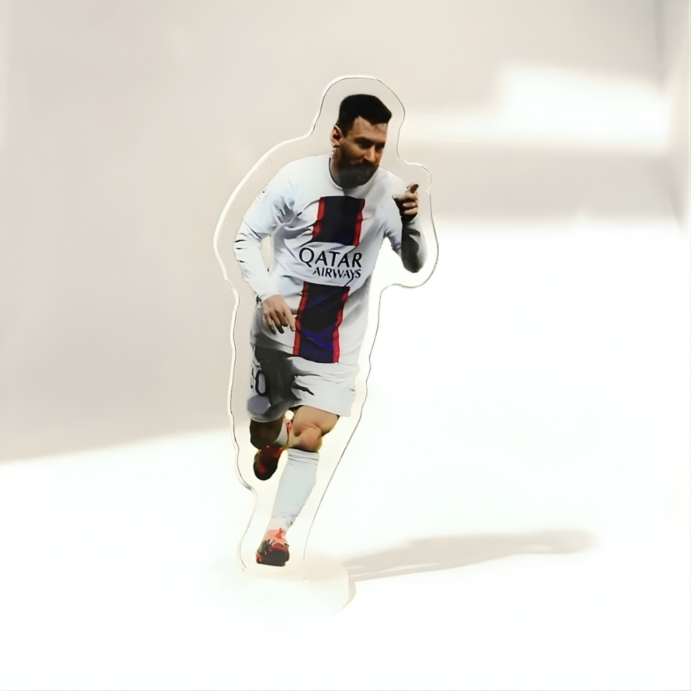Espositore con figurina giocatore in posa d'azione calcio Coppa del Mondo