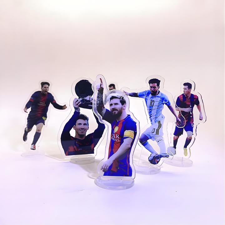Espositore con figurina giocatore in posa d'azione calcio Coppa del Mondo