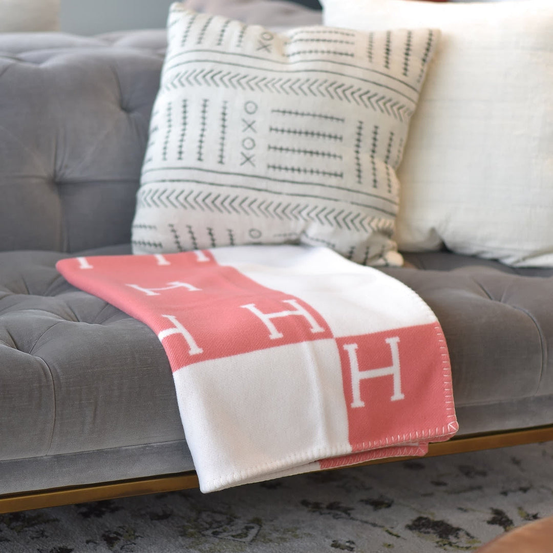 Wool Cashmere Blanket Throw Soft Warm H-Pattern Checkerboard Design Rectangular Unisex - Image 9