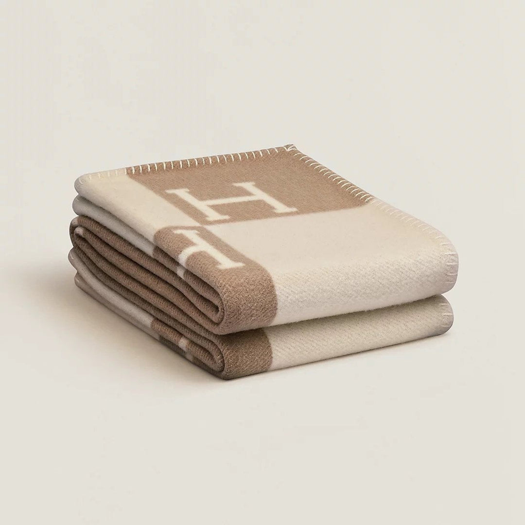 Wool Cashmere Blanket Throw Soft Warm H-Pattern Checkerboard Design Rectangular Unisex - Image 3