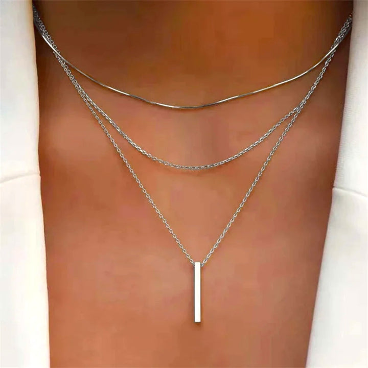 Celzoir | Collier Classy Femme à Pendentif Barre Superposée en Métal Doré – Style Vintage et Chaînes Multiples